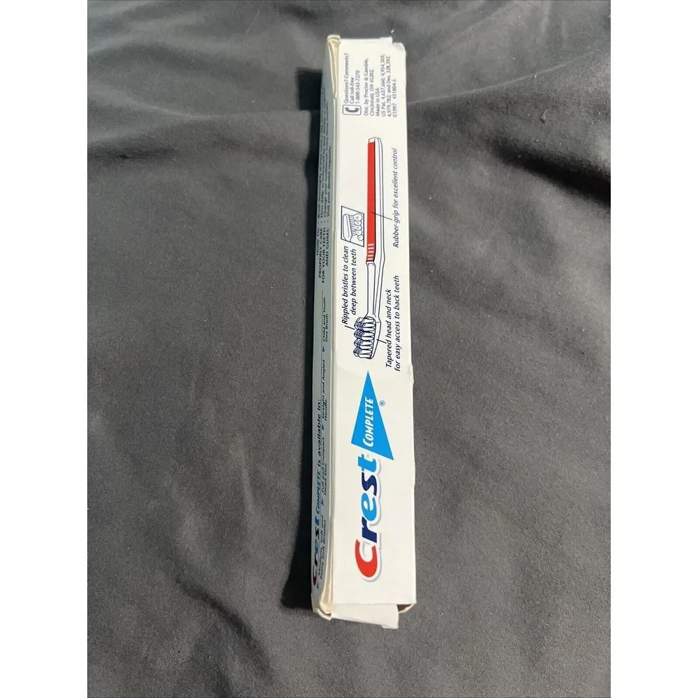 one vtg 1997 Crest Complete‎ soft toothbrushes Blue